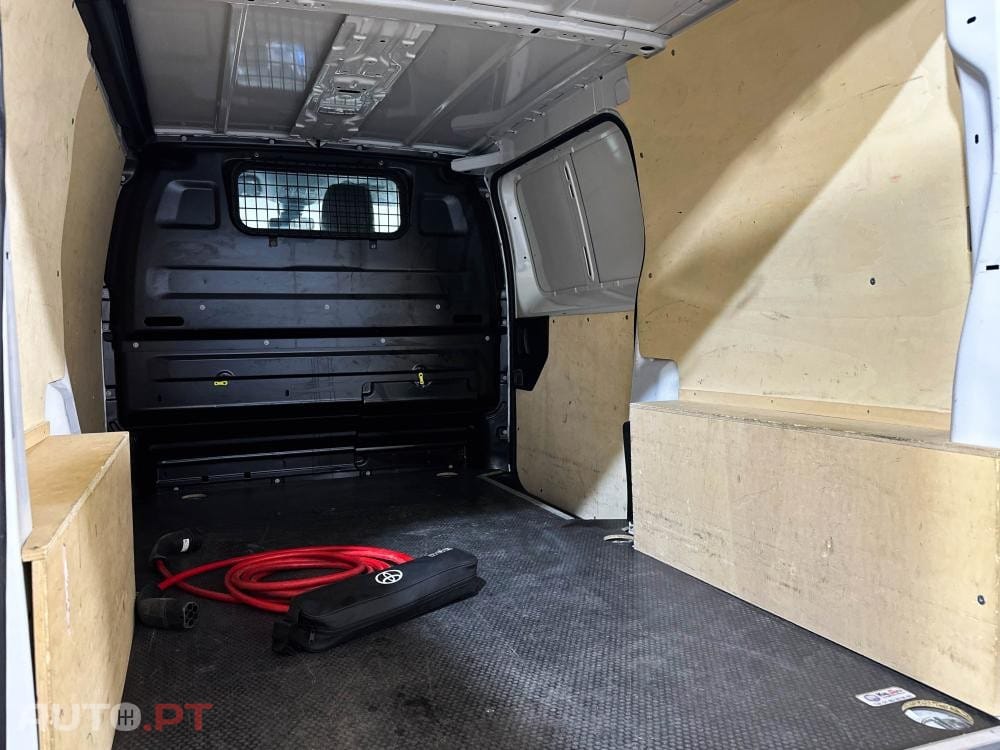 Toyota Proace Eletric 75kWh 136cv Business Line