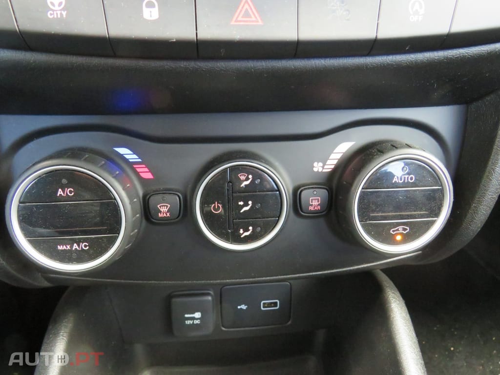 Fiat Tipo 1.3 M-Jet Lounge