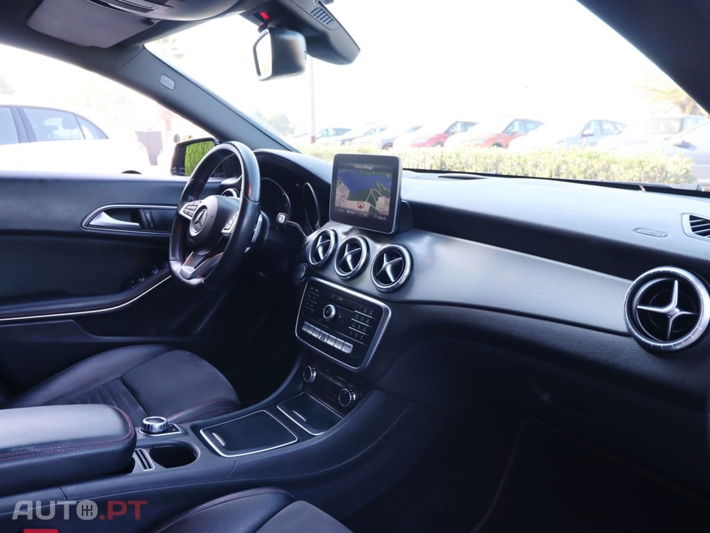 Mercedes-Benz CLA 180 d 7G-DCT AMG Line