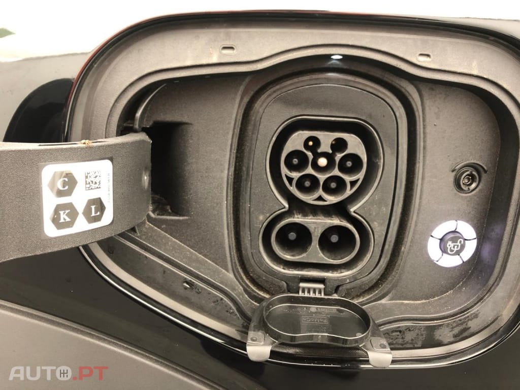 Ford Mustang Mach-E Standard Range