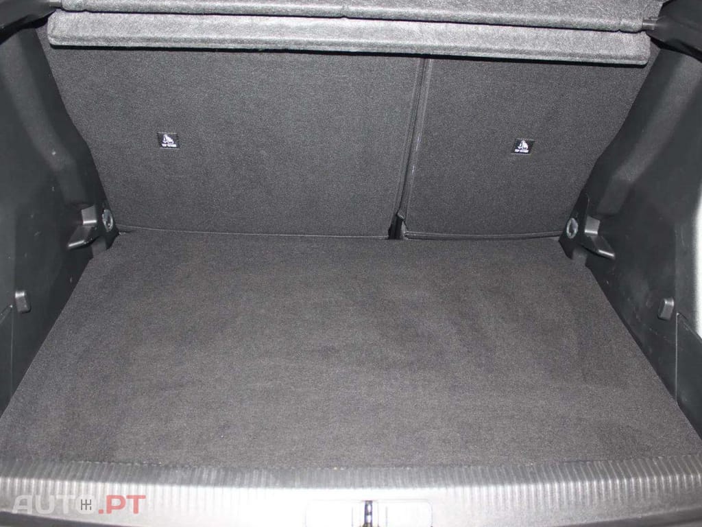 Peugeot 2008 1.2 Hybrid Allure e-DCS6