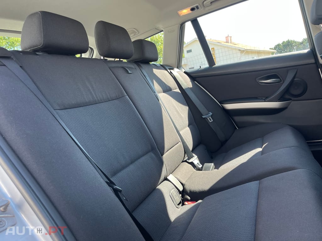 BMW 318 d Touring Line Sport