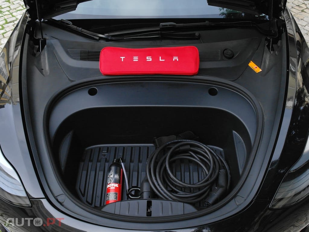 Tesla Model 3 Long Range Tração Traseira