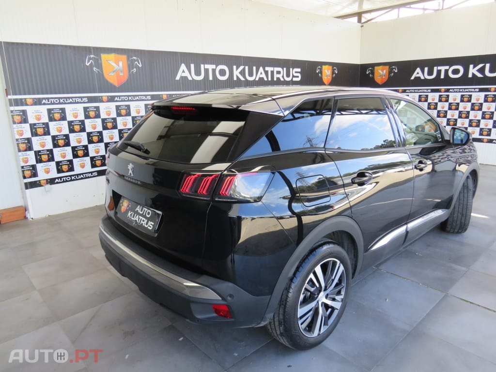 Peugeot 3008 1.5 BlueHDi Allure