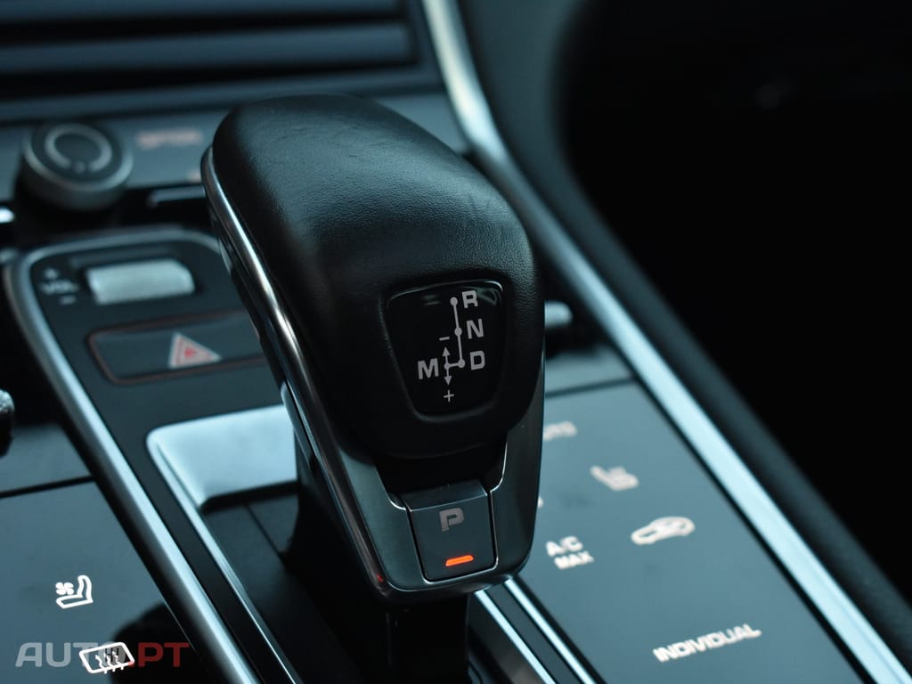 Porsche Panamera ST 4 E-Hybrid