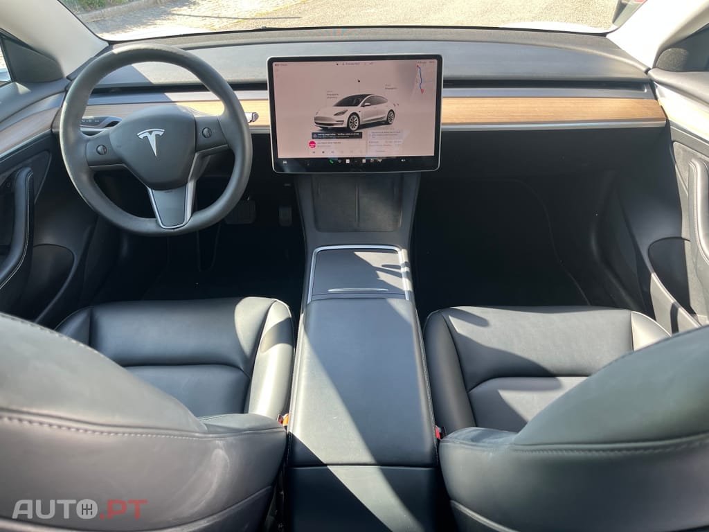 Tesla Model 3 Standard Range Plus RWD
