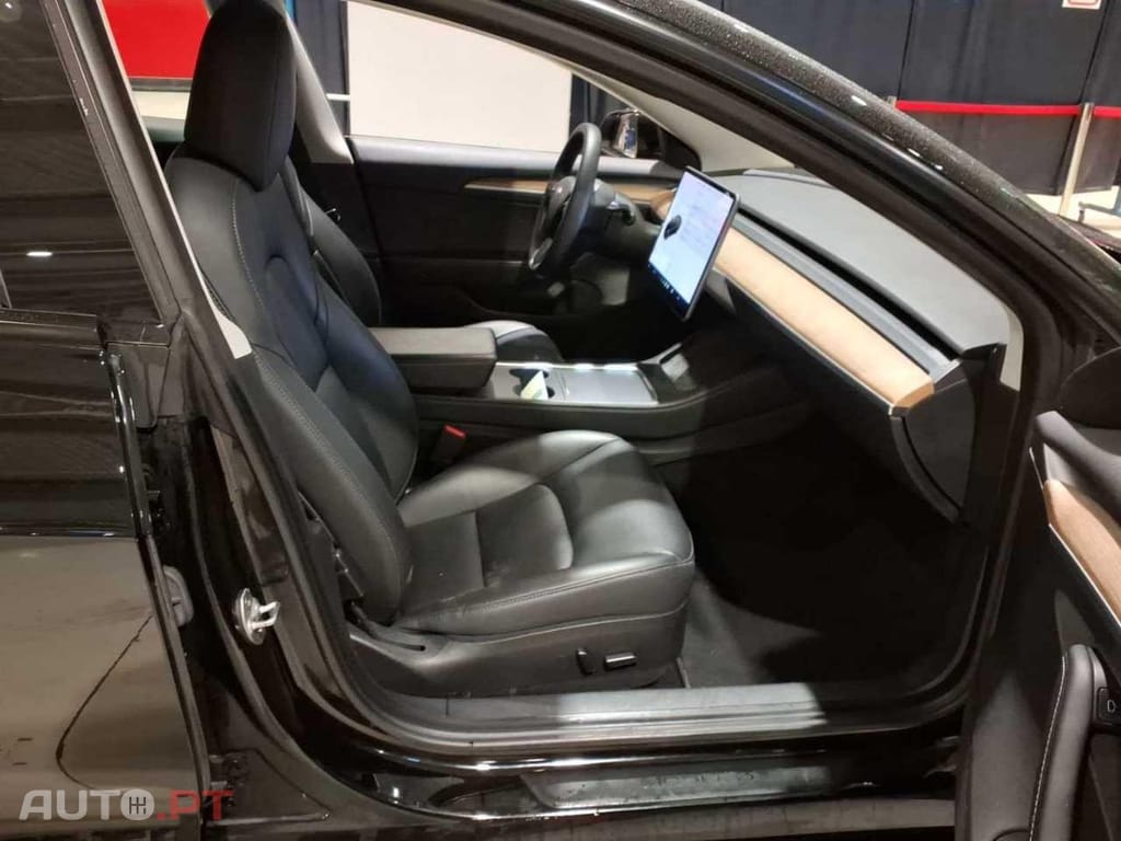 Tesla Model 3 Long Range Tração Integral