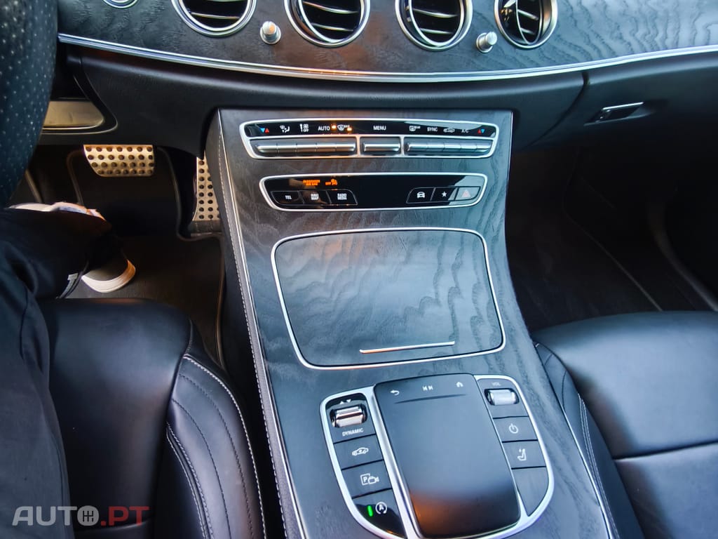 Mercedes-Benz E 220 d AMG Line