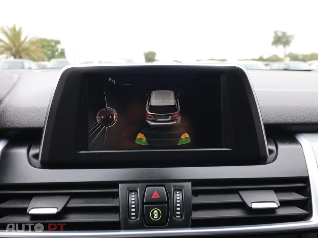BMW 216 d Advantage