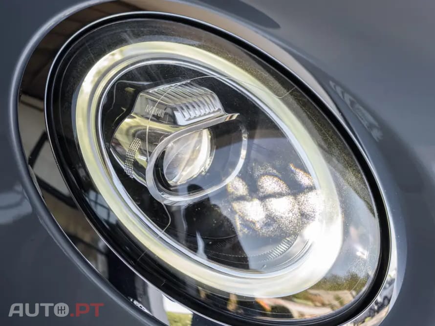 MINI Cooper Cooper D