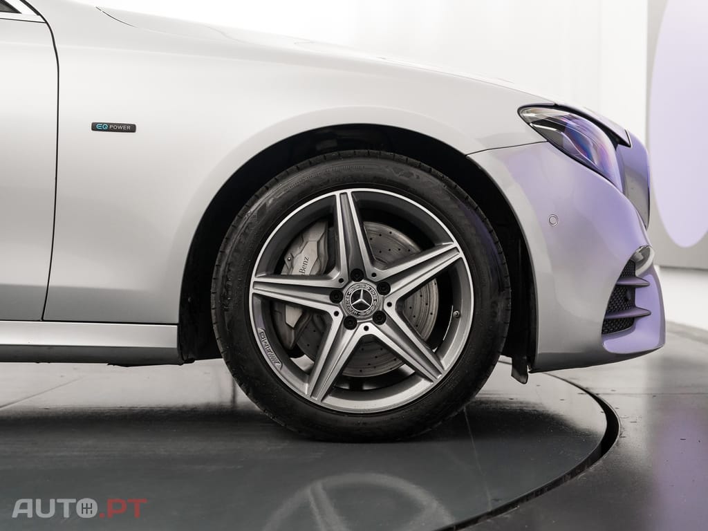 Mercedes-Benz E 300 de AMG Line
