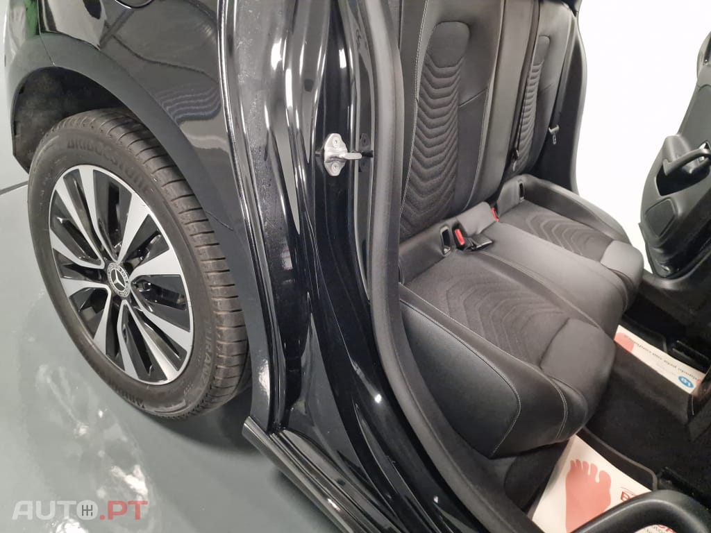 Mercedes-Benz A 250 E STYLE PLUS Hibrido Plug-In