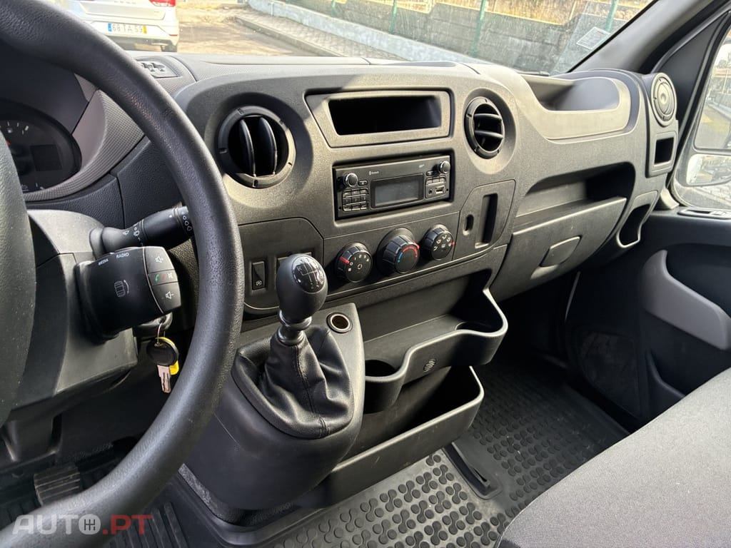 Renault Master 2.3 dCi L1H2 3.5T 100