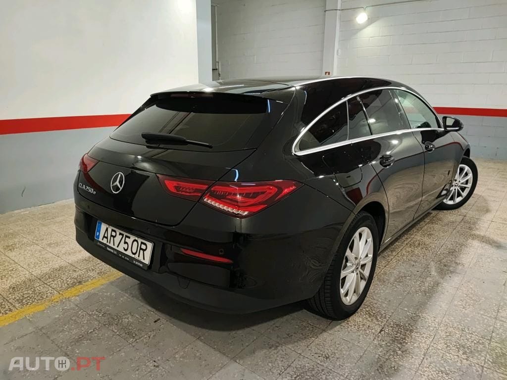 Mercedes-Benz CLA 250 e Shooting Brake Style Plus