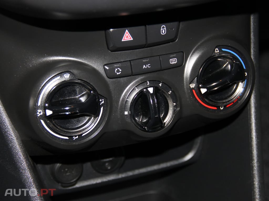 Peugeot 208 1.6 BlueHDi