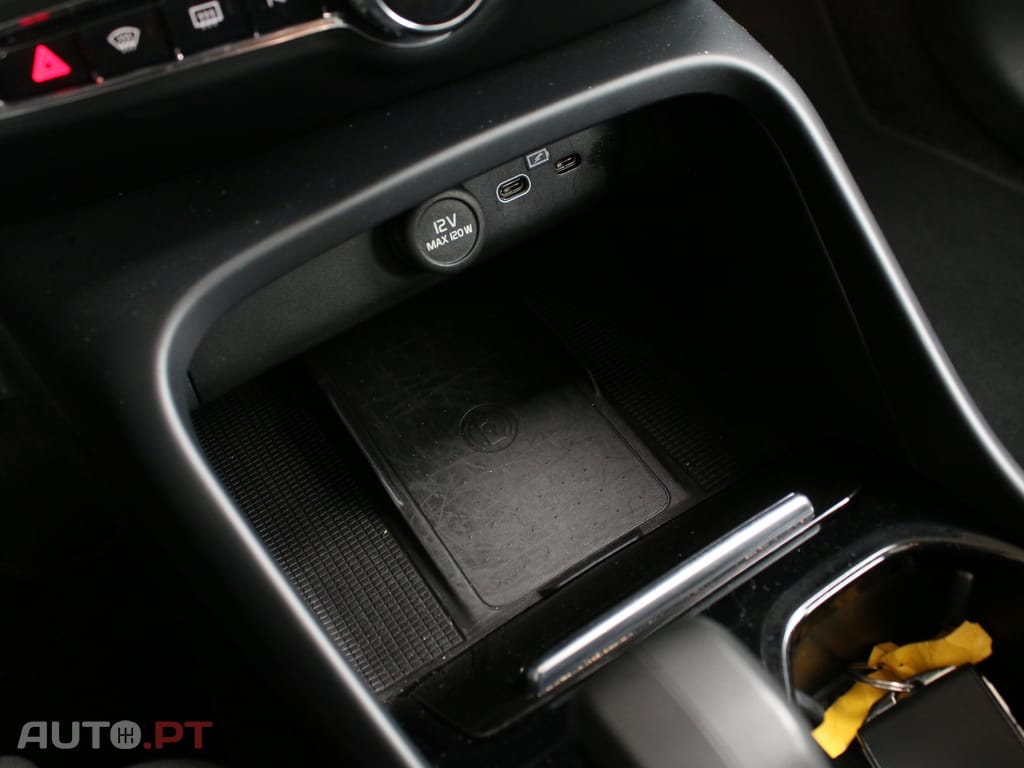 Volvo C40 Recharge Extended Range Core