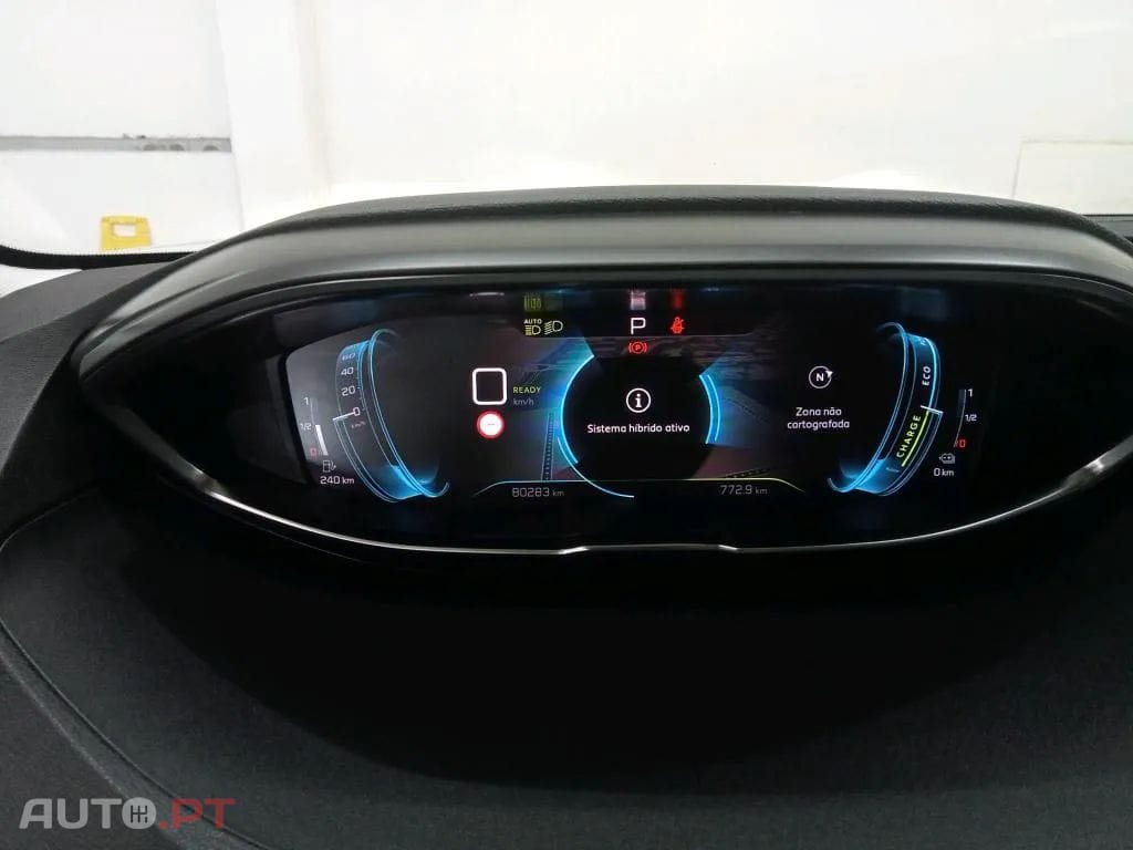 Peugeot 3008 1.6 Hybrid Allure e-EAT8