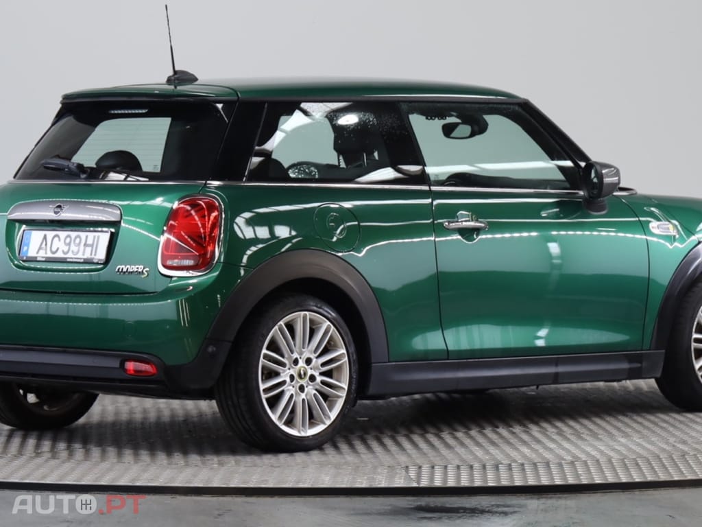 MINI Cooper Cooper SE