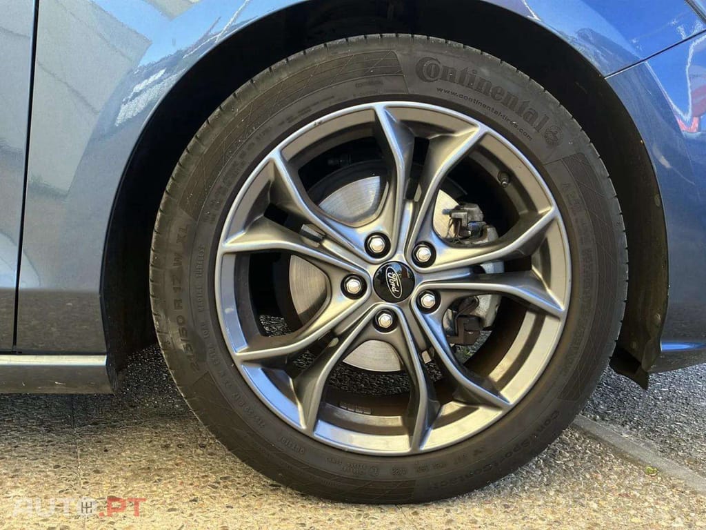 Ford Focus 1.0 EcoBoost MHEV ST-Line