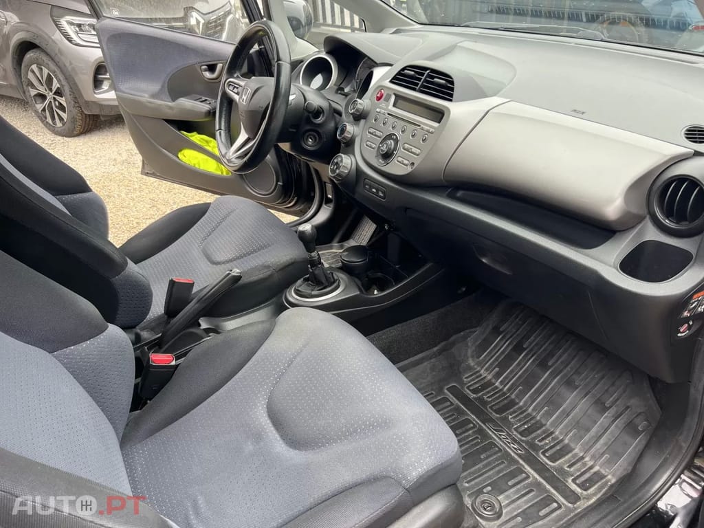 Honda Jazz 1.2 i-VTEC Trend J15