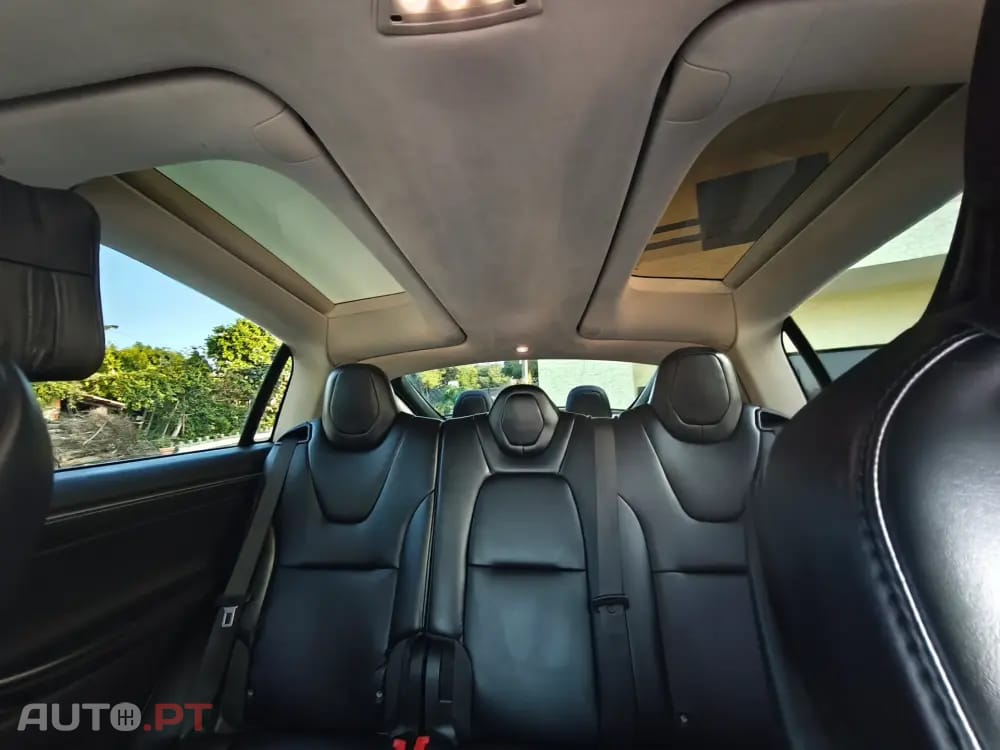 Tesla Model X 100D