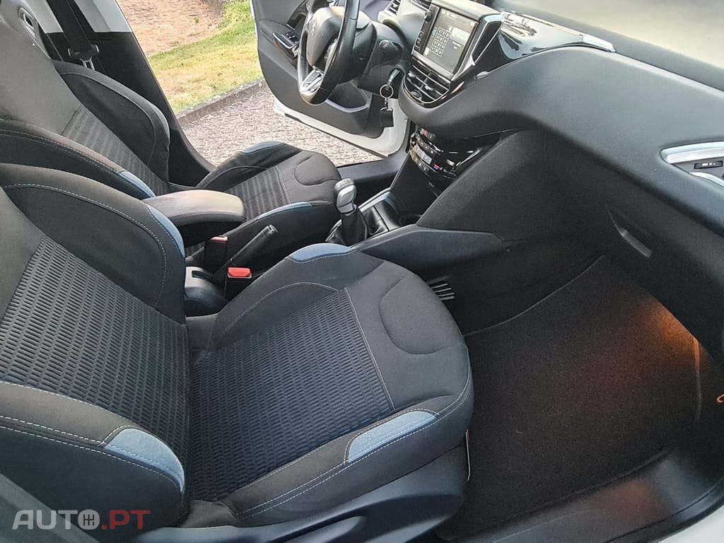 Peugeot 208 1.4 HDi Allure