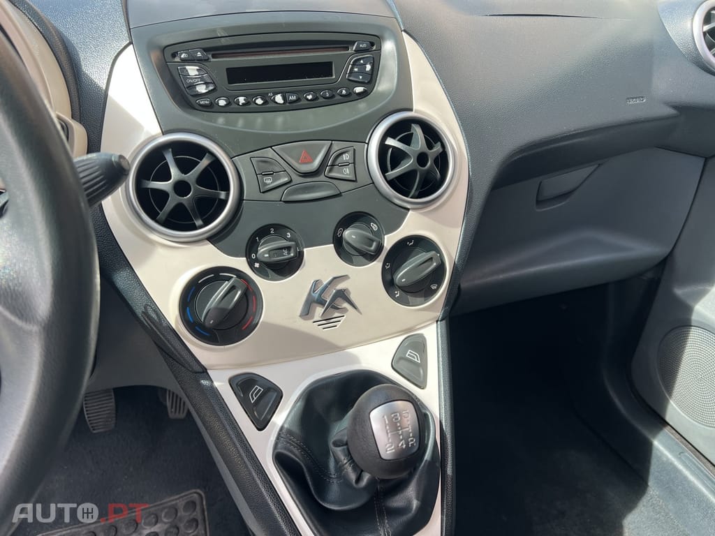 Ford KA 1.2 Titanium