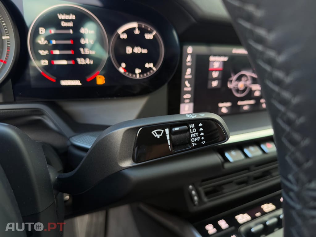 Porsche 992 Carrera 4S PDK