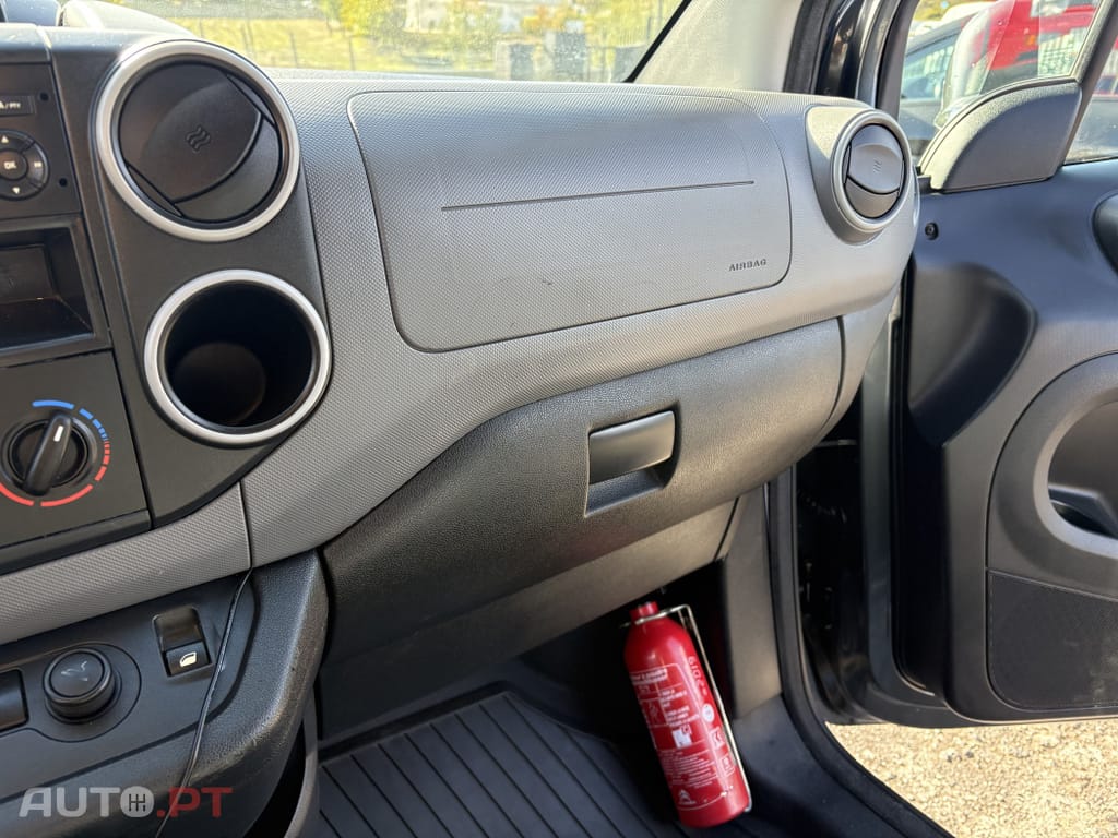 Citroen Berlingo 1.6 HDI 3 Lugares Caixa Automática