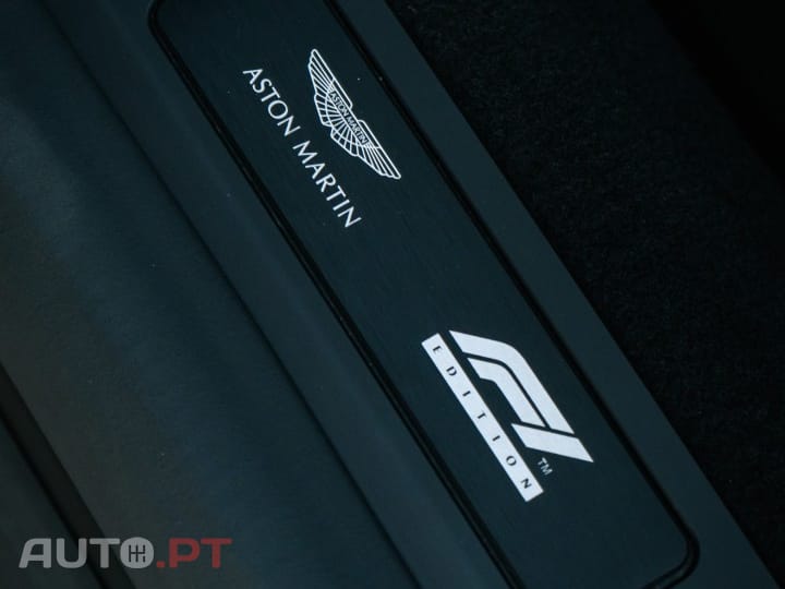 Aston Martin Vantage Roadster V8 F1 Edition