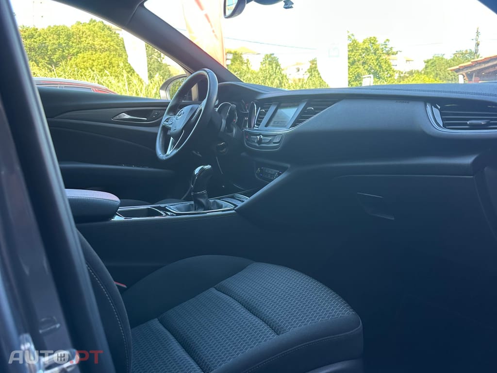 Opel Insignia 1.5 D Business Edition