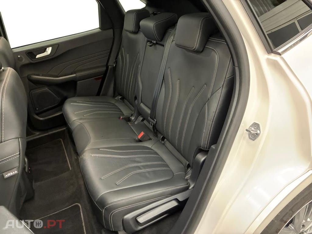 Ford Kuga 2.5 PHEV Vignale