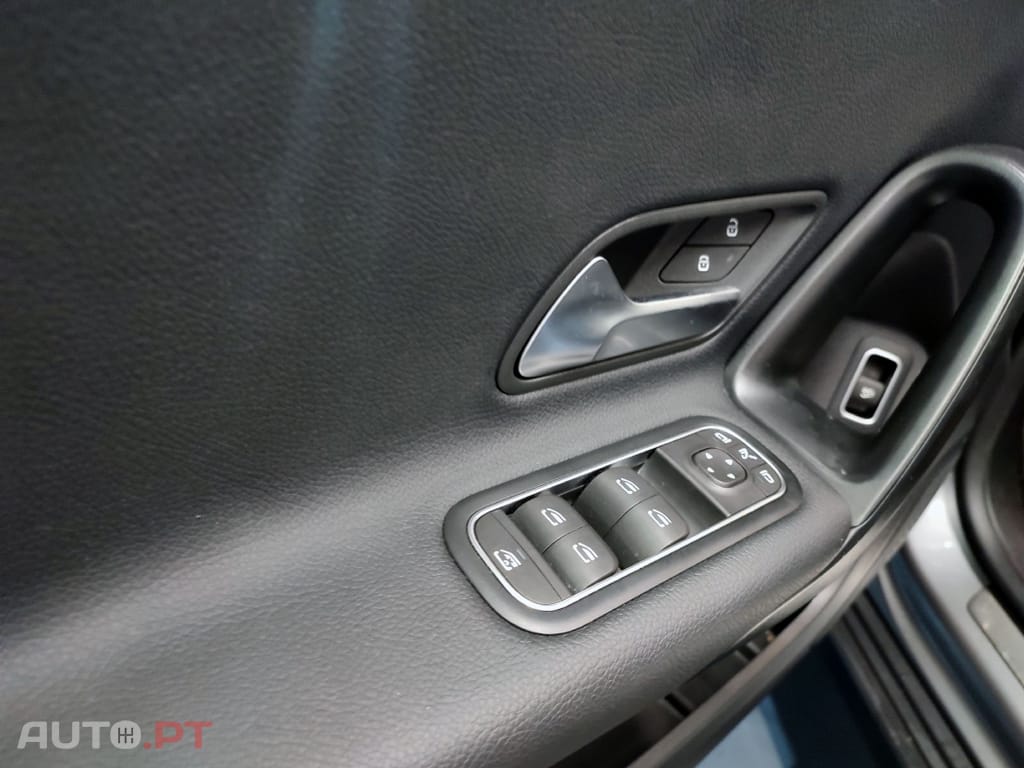 Mercedes-Benz A 180 Business Solution