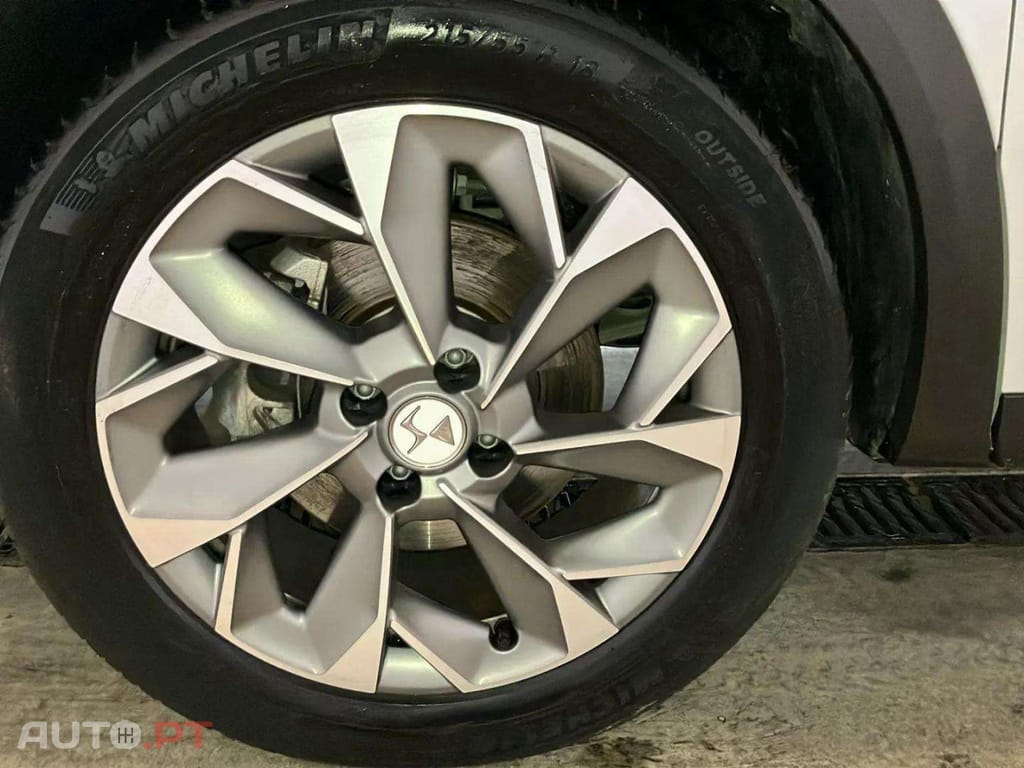 DS DS3 E-TENSE SO CHIC