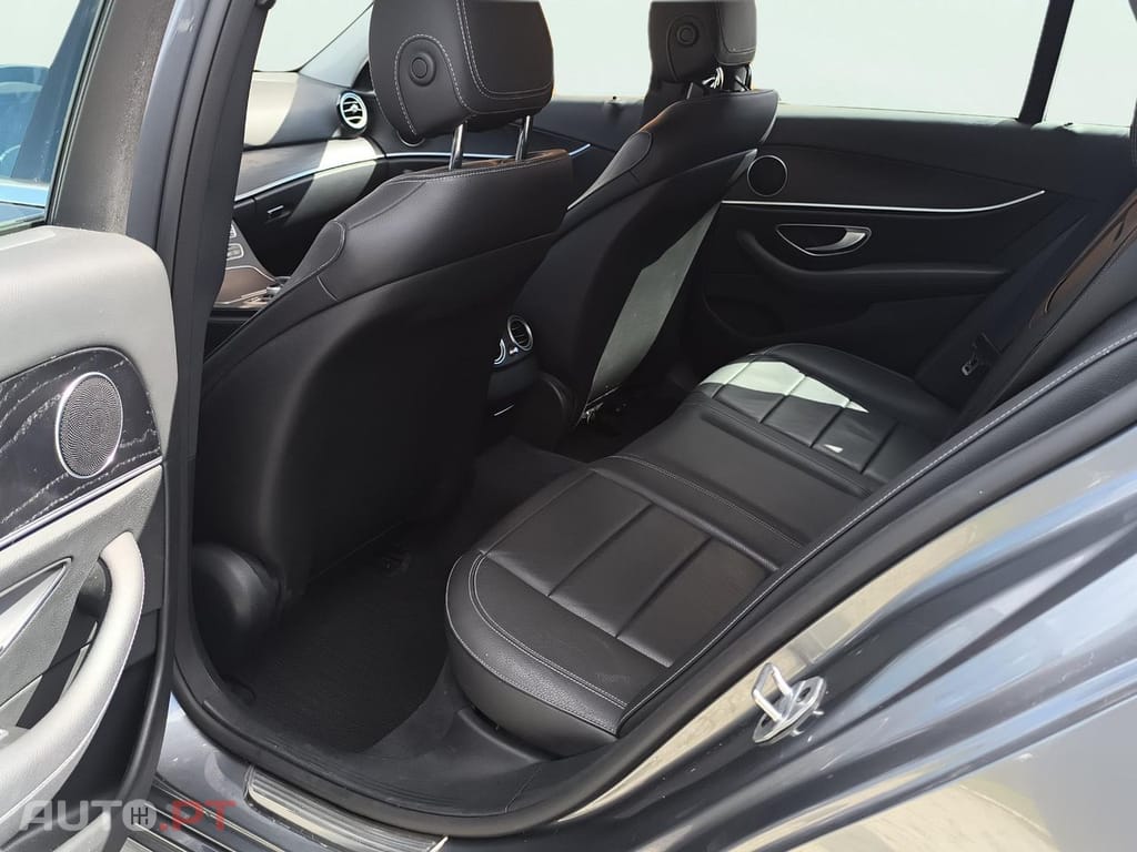 Mercedes-Benz E 300 de 9G-TRONIC AMG Line