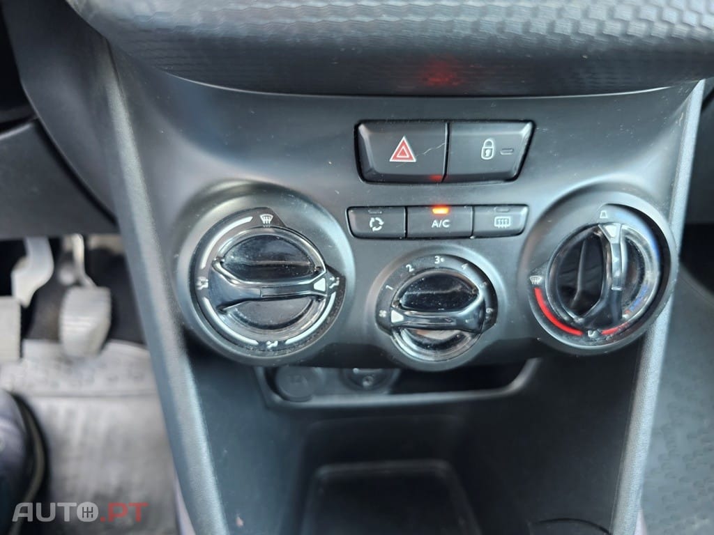 Peugeot 2008 1.2 PureTech Style