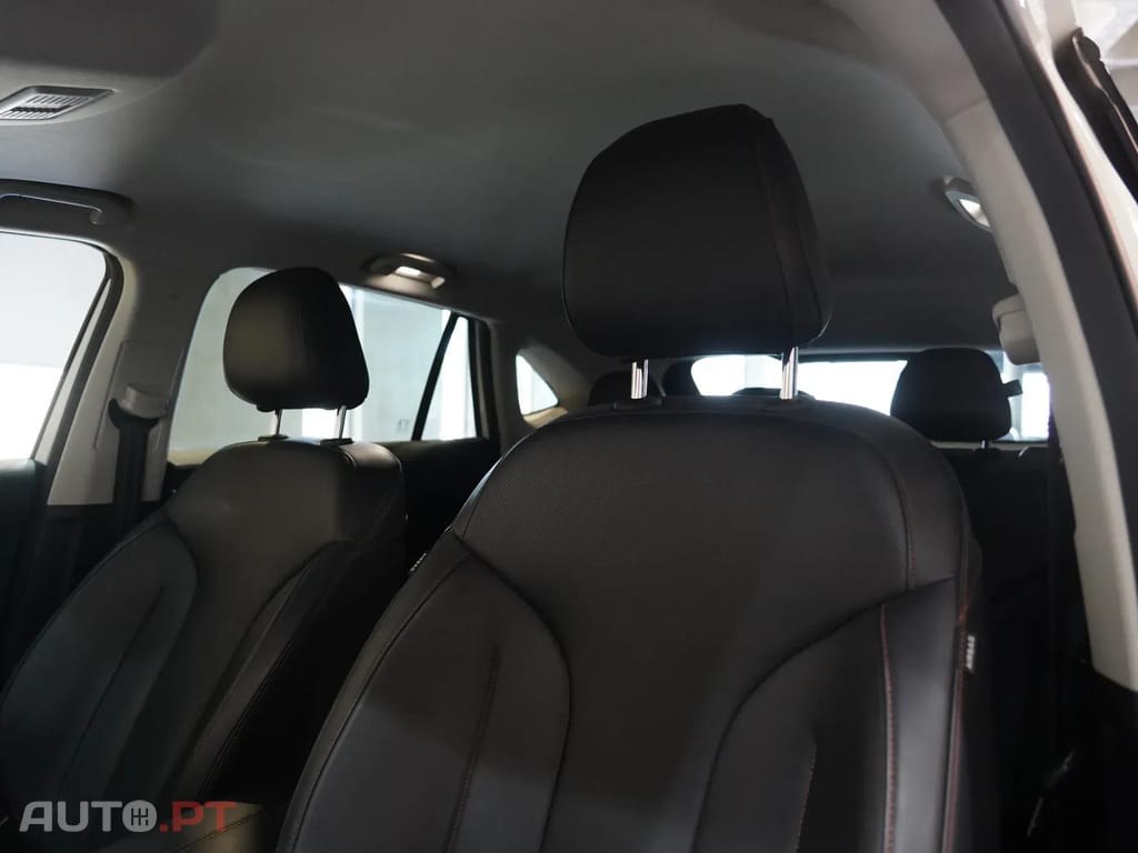 MG HS 1.5 T-GDI Plug In Hybrid Luxury