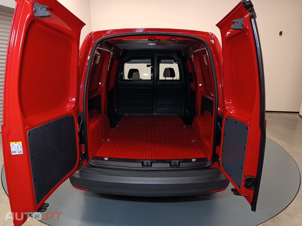Volkswagen Caddy Maxi 2.0 TDi  102cv