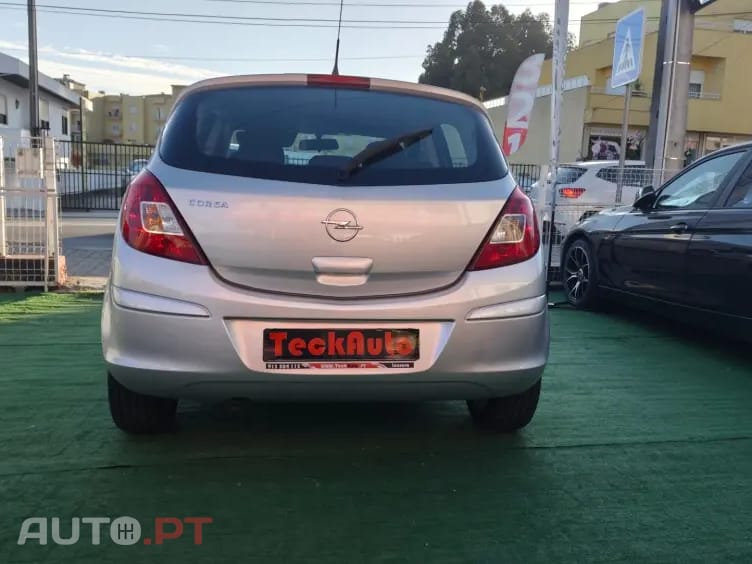 Opel Corsa 1.2 Enjoy