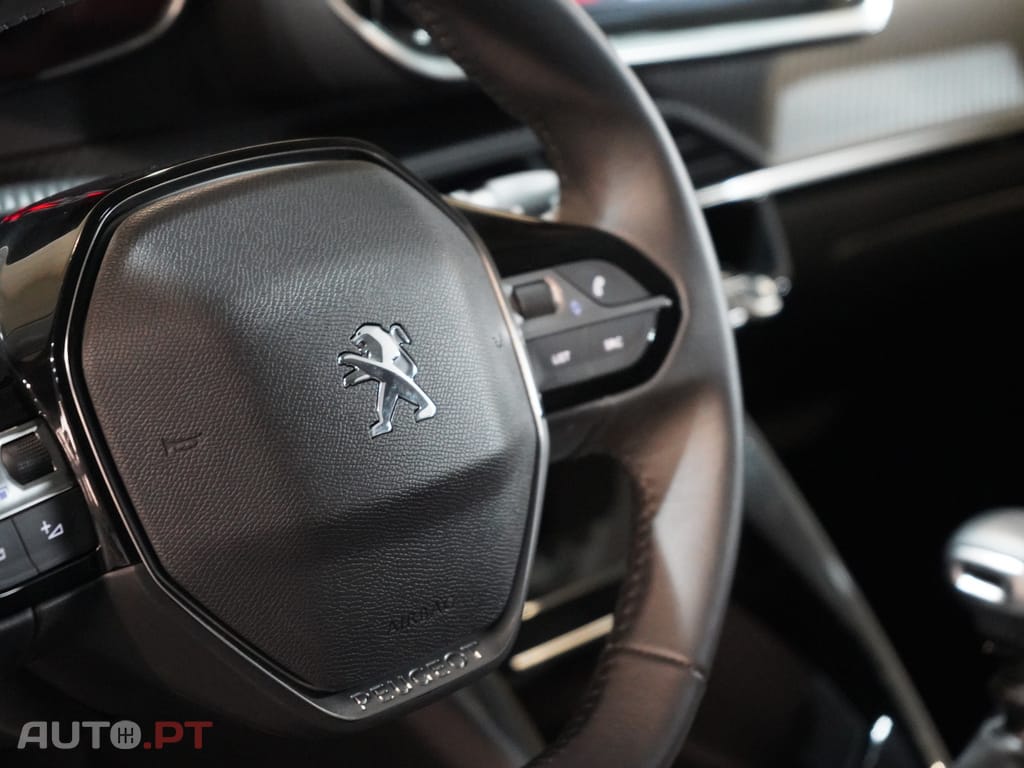 Peugeot 208 1.2 PureTech Allure