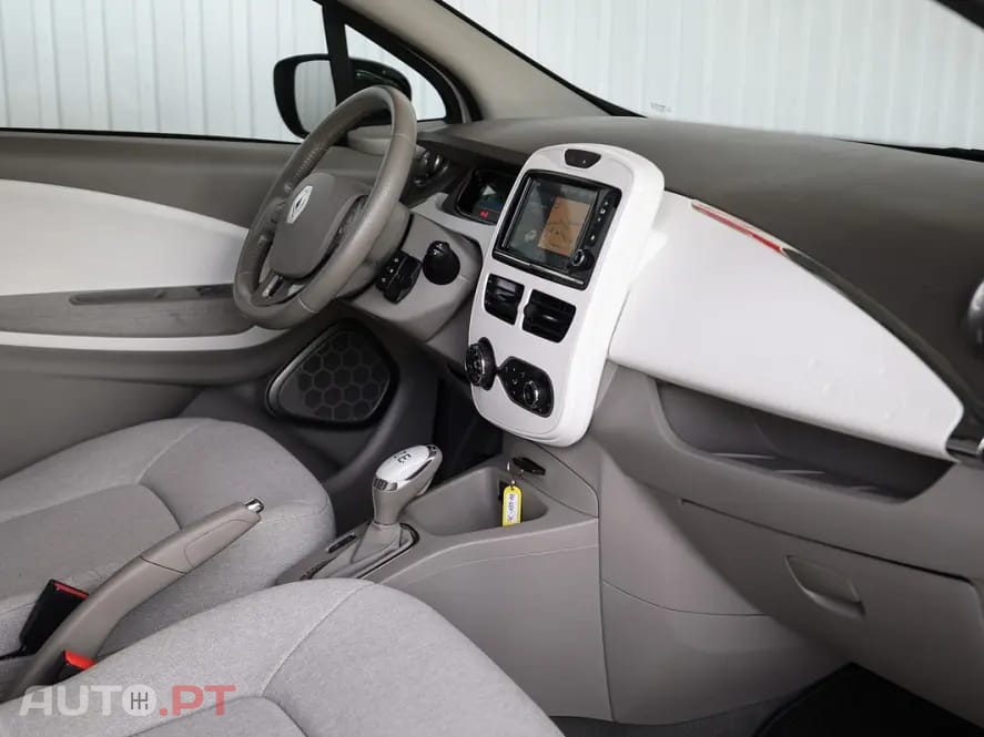 Renault Zoe (c/ Bateria) 41 kwh Intens