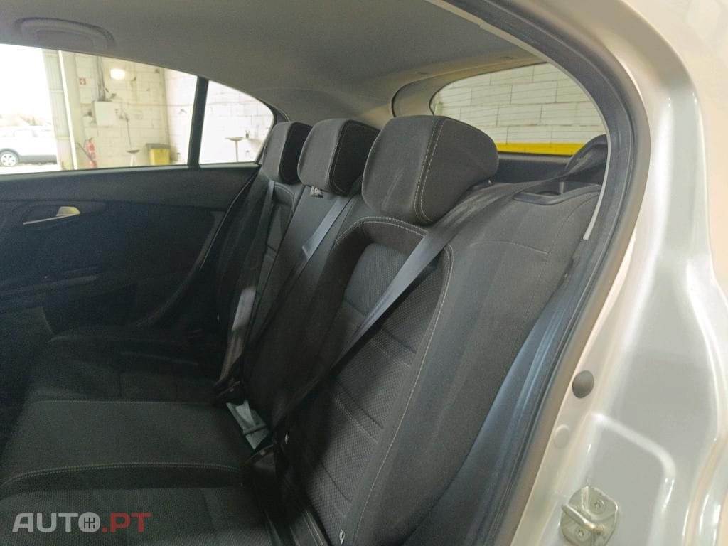 Fiat Tipo 1.3 M-Jet Lounge