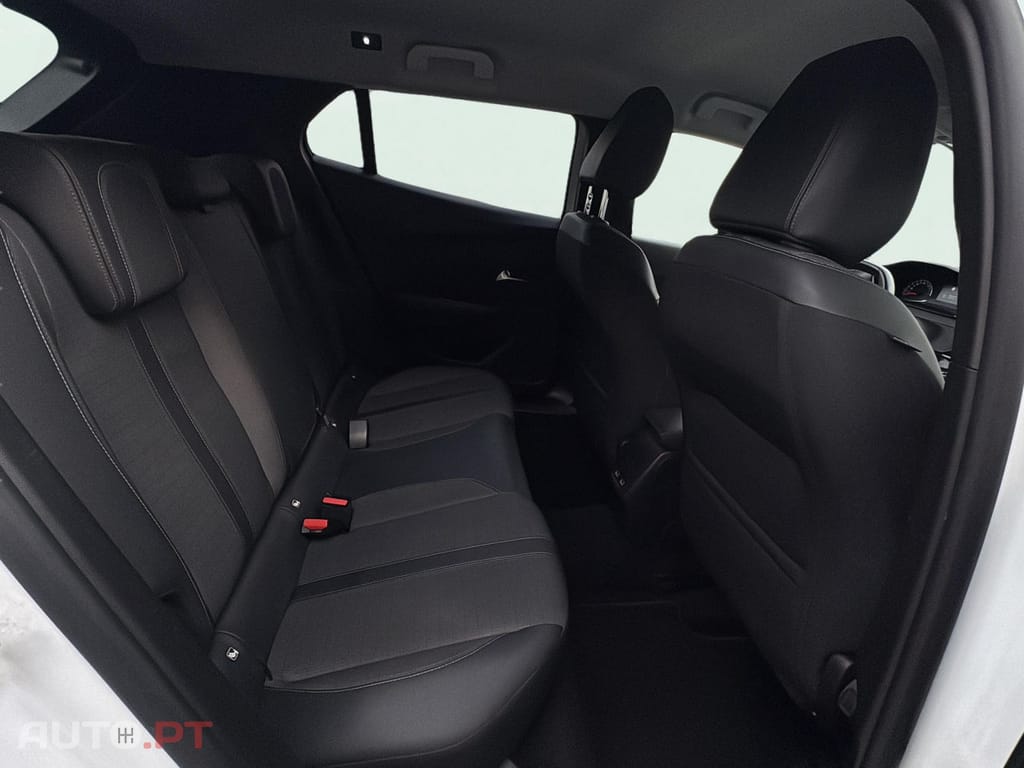 Peugeot 2008 1.2 PureTech Allure