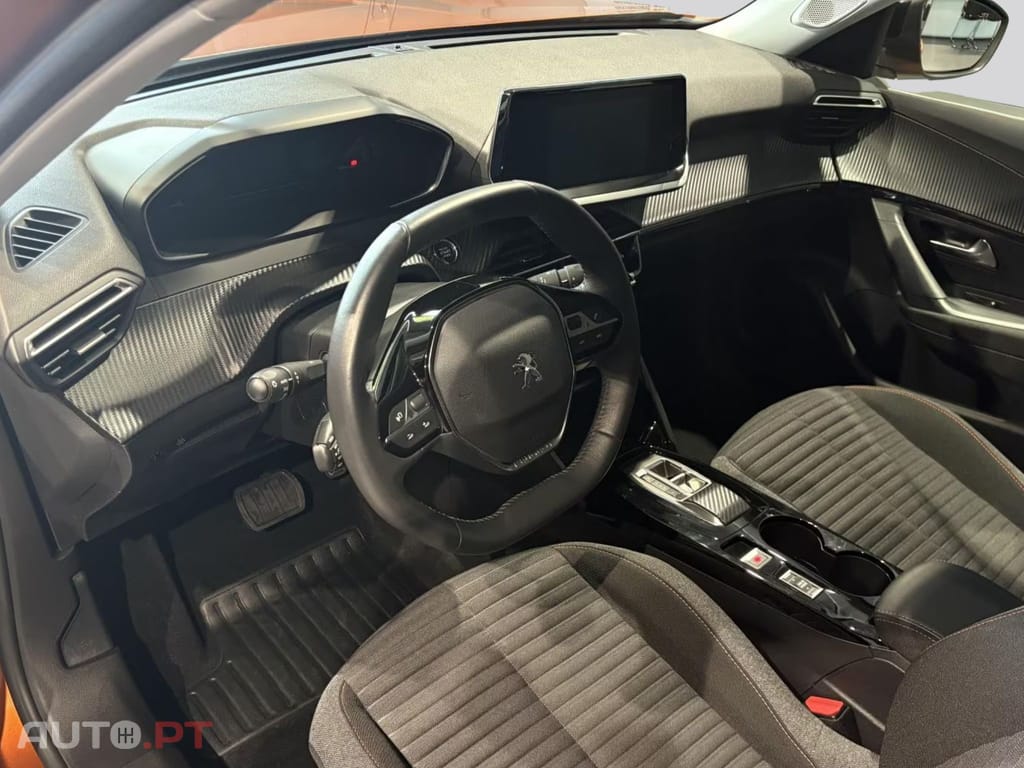 Peugeot E-2008 Active Business I.V.A DEDUTIVEL