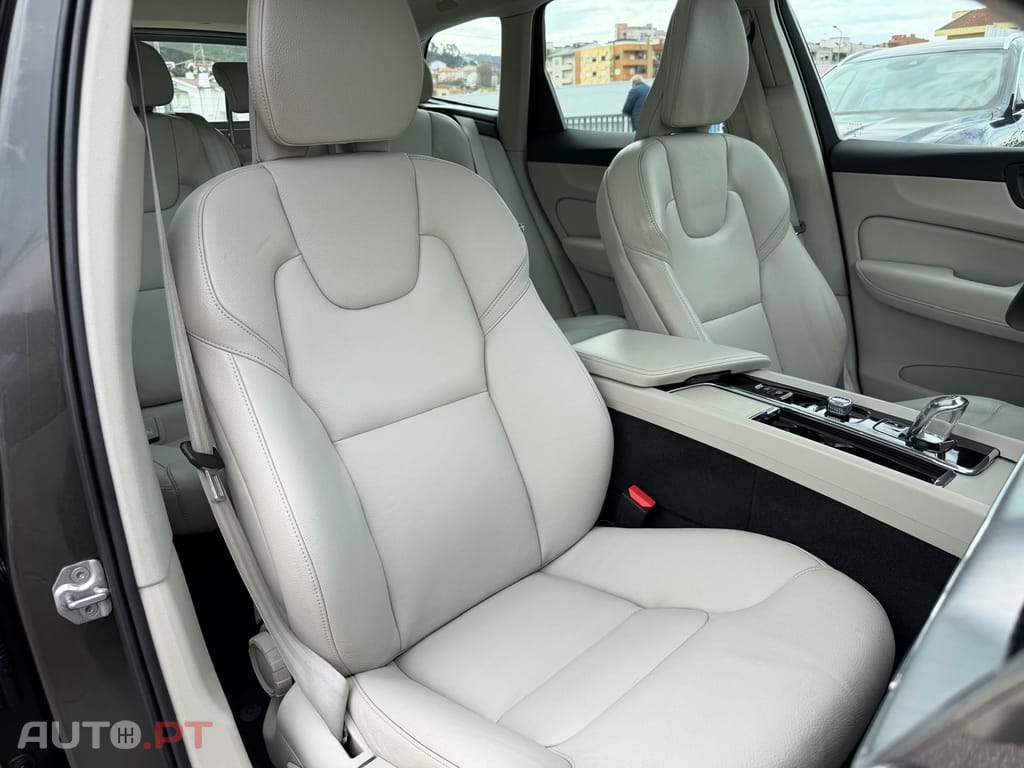 Volvo XC60 2.0 T8 PHEV Inscription AWD