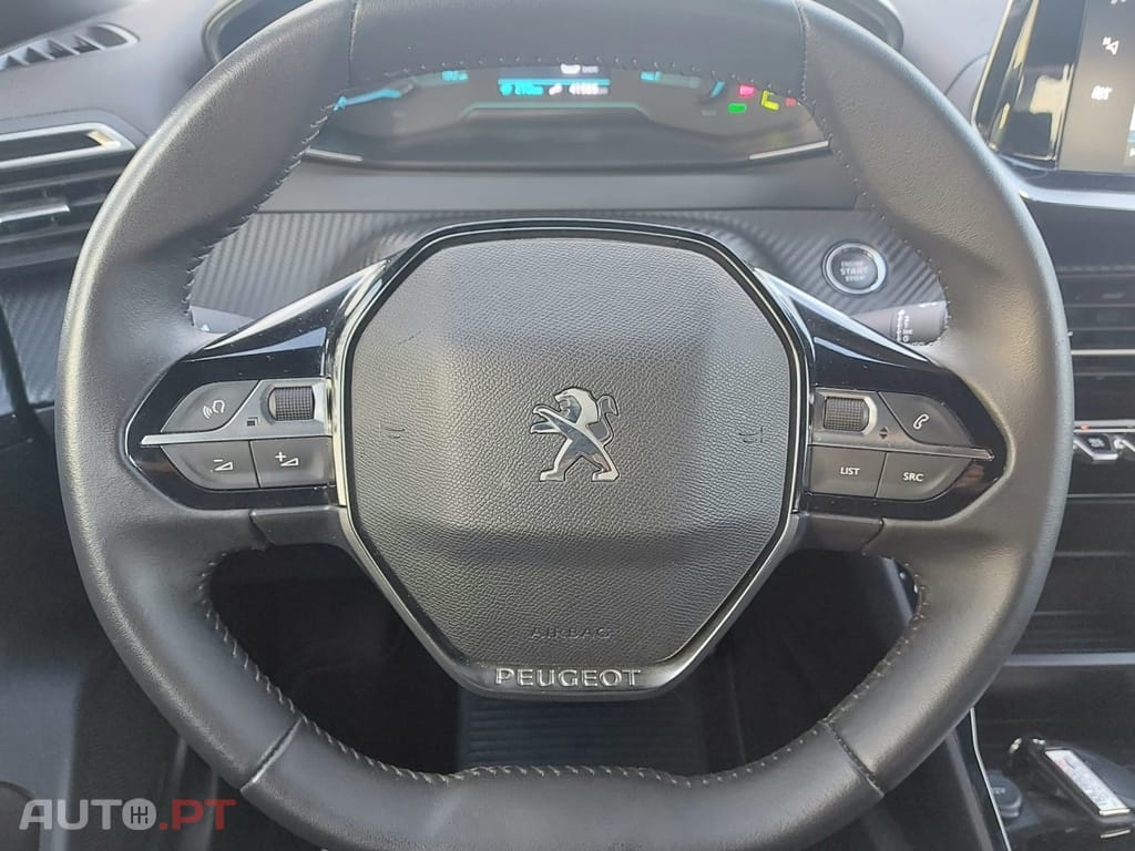 Peugeot E-2008 50 kWh Active Pack