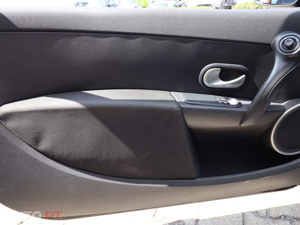 Renault Clio 1.5 dCi — fotografia 9