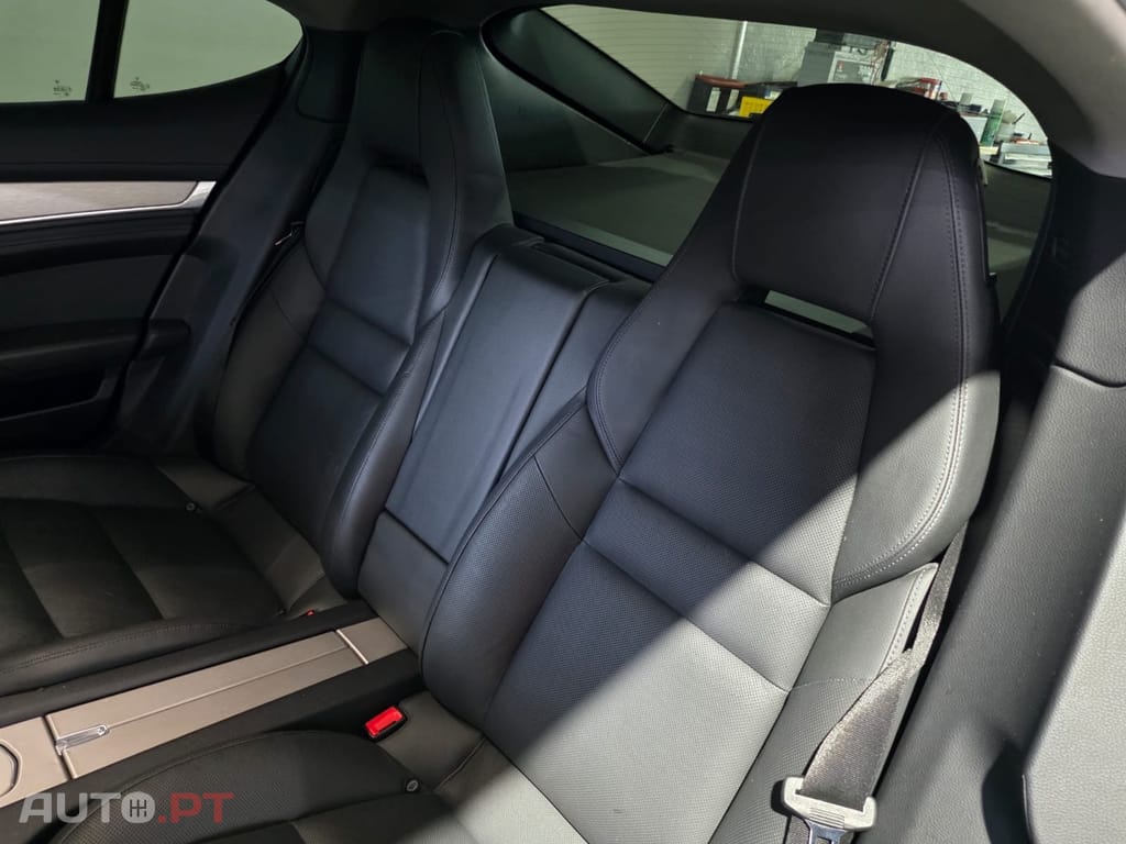 Porsche Panamera S Hybrid