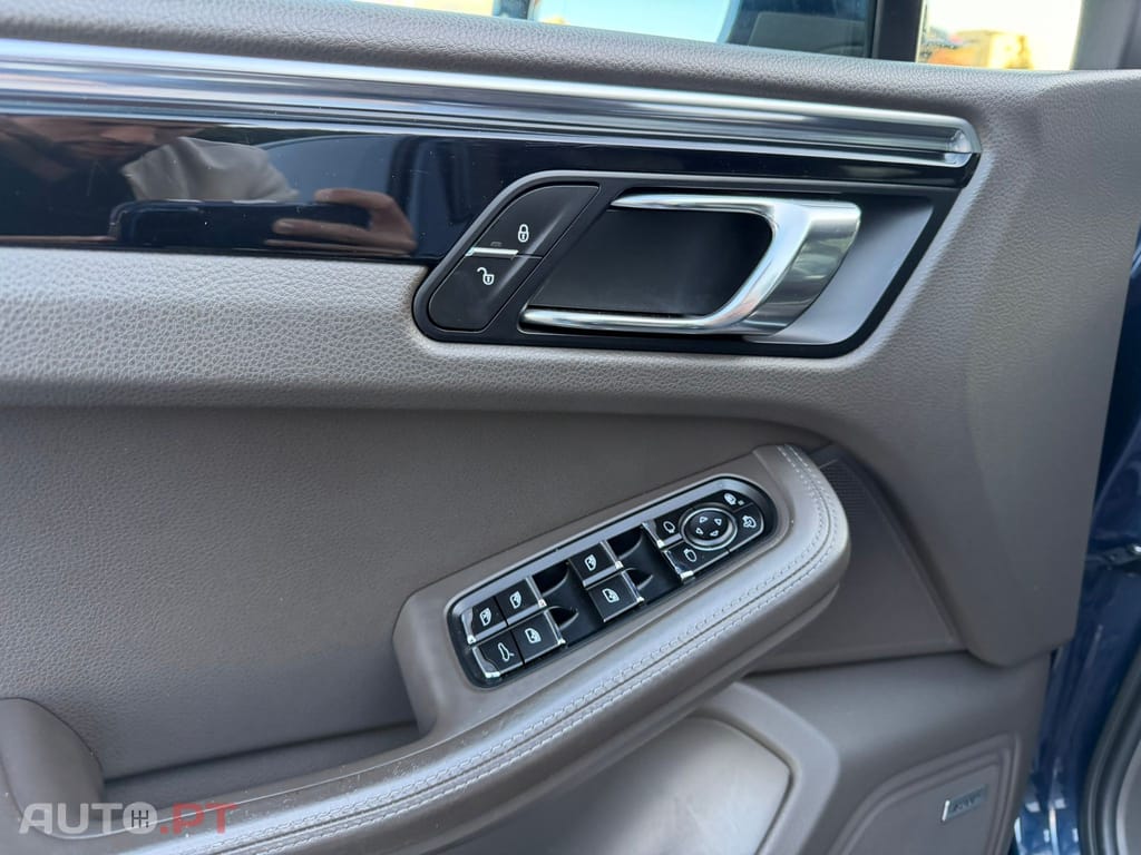 Porsche Macan S