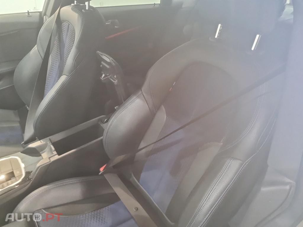 BMW 216 d Corporate Edition